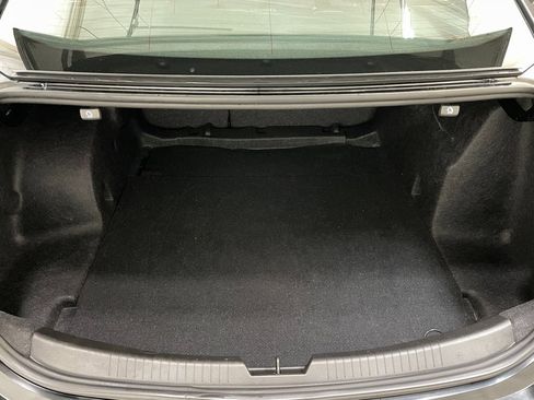 Used 2022 Chevrolet Malibu LS image 37