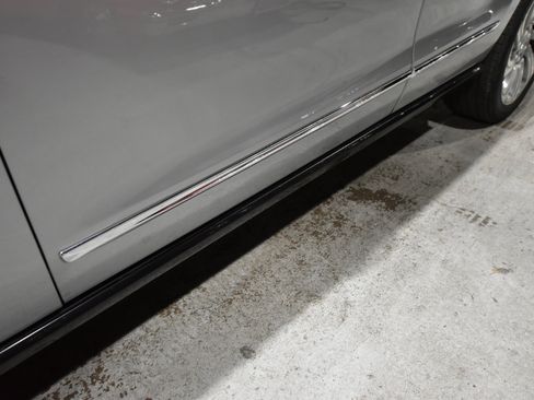 Used 2023 Lincoln Navigator Reserve image 8