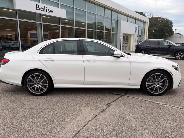 Used 2022 Mercedes-Benz E 450 4MATIC Sedan image 2