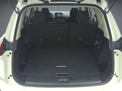 Certified 2024 Nissan Rogue S AWD/4WD image 32