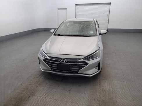 Used 2019 Hyundai Elantra SE w/ Cargo Package FWD image 15
