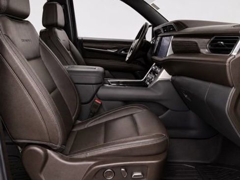 Used 2023 GMC Yukon Denali AWD/4WD image 15