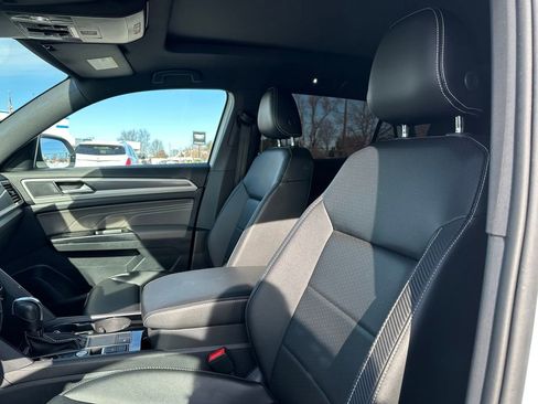 Used 2021 Volkswagen Atlas Cross Sport SEL R-Line image 23