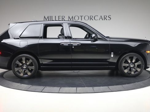 Certified 2022 Rolls-Royce Cullinan w/ Dark Exterior Package image 10