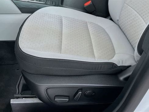 Certified 2024 Ford Escape Active image 30