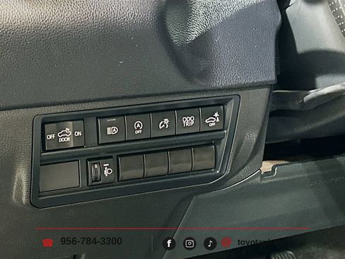Used 2024 Toyota Tundra SR5 w/ SR5 Convenience Package AWD/4WD image 9