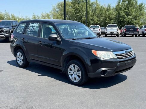 Used 2010 Subaru Forester 2.5X w/ Popular Equipment Group 1B AWD/4WD image 9
