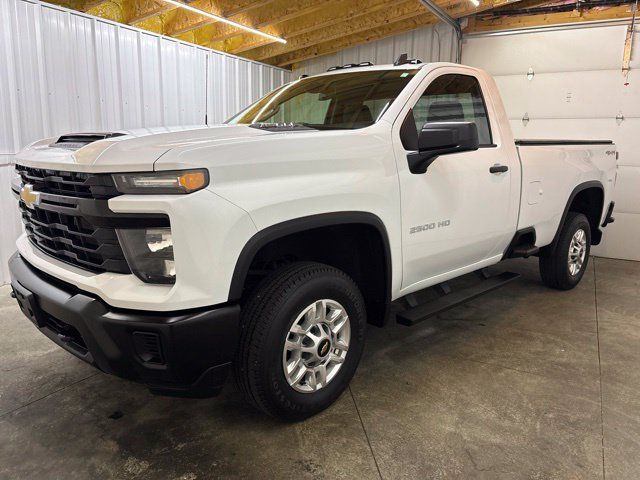 Used 2024 Chevrolet Silverado 2500 W/T w/ WT Convenience Package AWD/4WD image 3