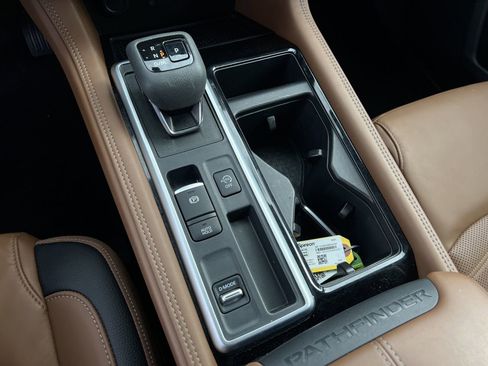 Certified 2024 Nissan Pathfinder Platinum w/ Cargo Package image 18