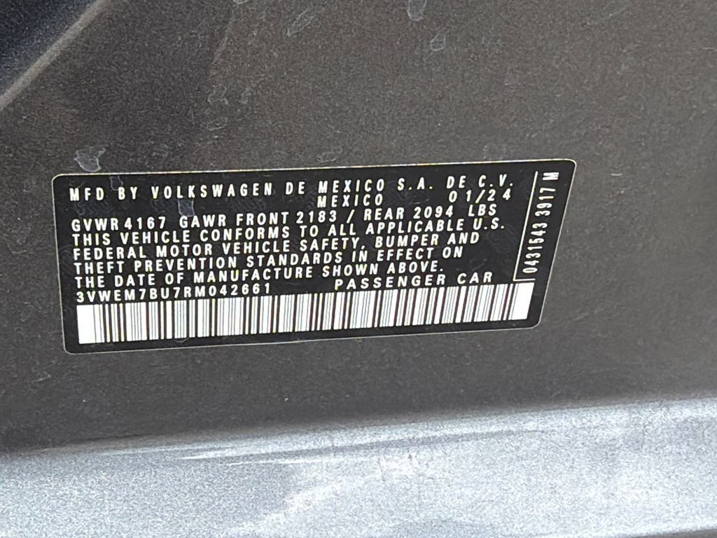 Used 2024 Volkswagen Jetta SE FWD image 33
