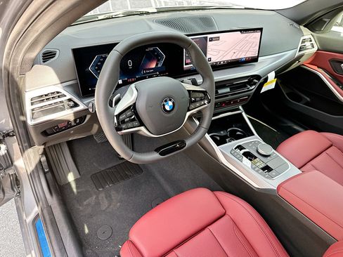 New 2025 BMW 330i Sedan w/ M Sport Package image 9