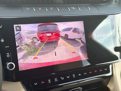 New 2026 Jeep Grand Cherokee L Limited AWD/4WD image 28