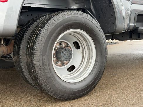 Used 2024 Ford F350 XLT image 21