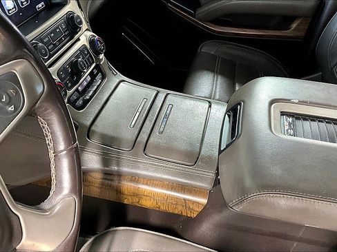Used 2018 GMC Yukon Denali w/ Open Road Package RWD image 12