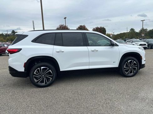 New 2026 Buick Enclave Sport Touring image 8