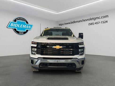 Used 2024 Chevrolet Silverado 3500 W/T w/ WT Convenience Package image 2