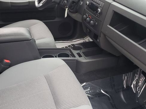 Used 2011 Dodge Dakota Big Horn image 4