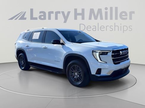 Used 2026 GMC Acadia Elevation FWD image 9