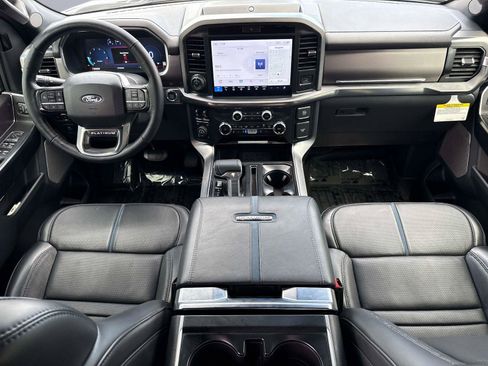 Used 2025 Ford F150 Platinum AWD/4WD image 15