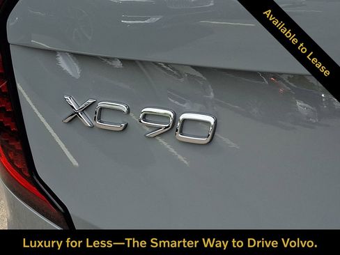 Certified 2026 Volvo XC90 B6 Plus w/ Protection Package Premier AWD/4WD image 29