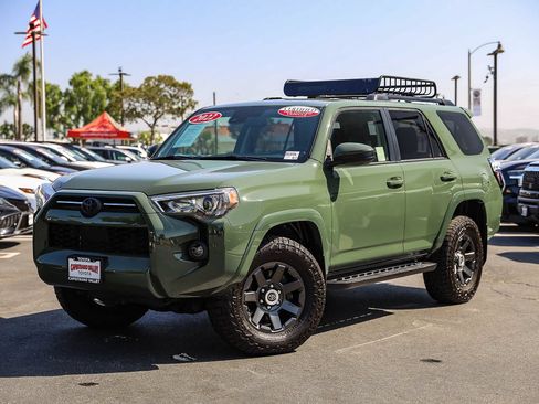 Certified 2022 Toyota 4Runner Trail Special Edition AWD/4WD image 1