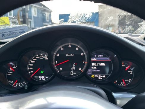 Used 2015 Porsche 911 4 Coupe image 52