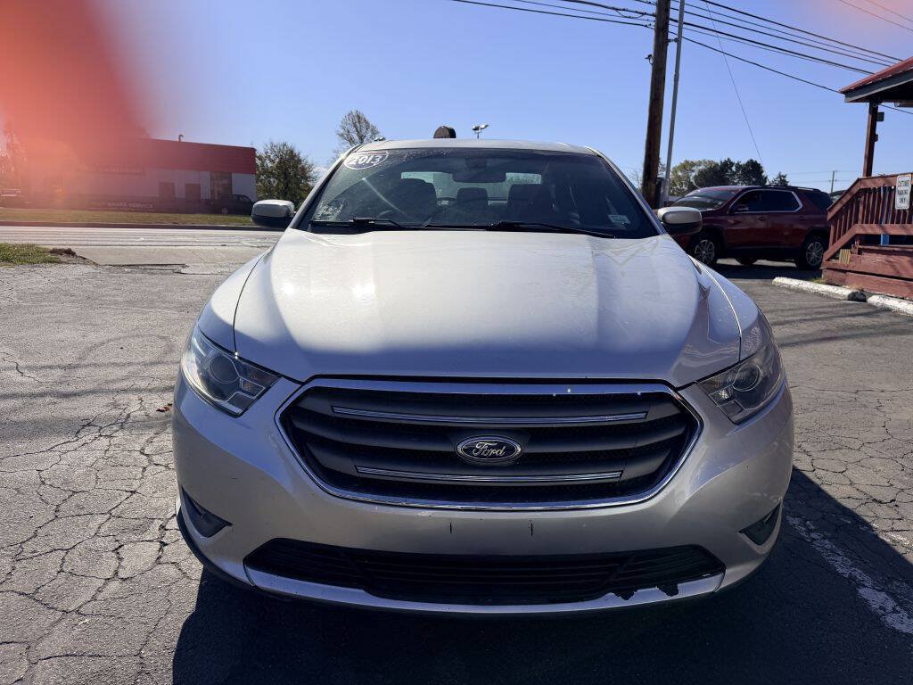 Used 2013 Ford Taurus SEL FWD image 2