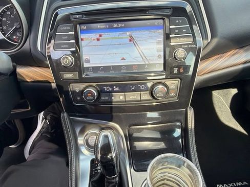 Used 2018 Nissan Maxima Platinum FWD image 11