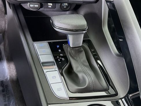 Certified 2023 Hyundai Elantra Blue image 10