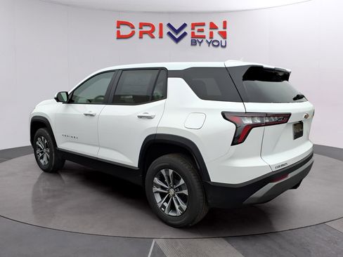 New 2026 Chevrolet Equinox LT w/ Safety and Technology Package image 3