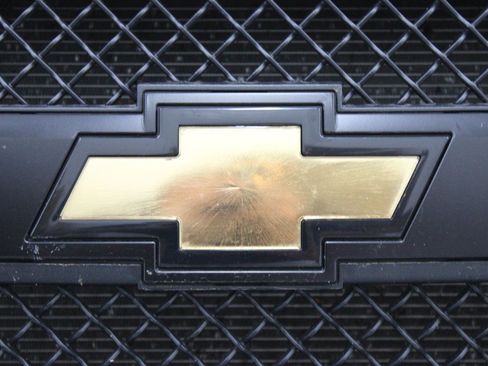 Used 2025 Chevrolet Express 2500 w/ Driver Convenience Package RWD image 27