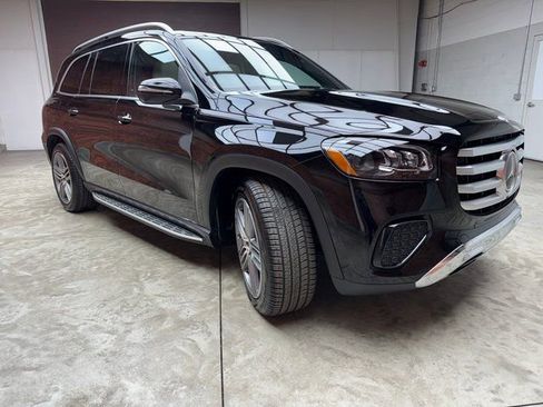 New 2026 Mercedes-Benz GLS 450 4MATIC image 6