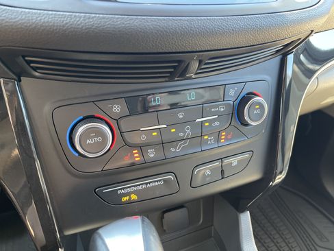 Used 2017 Ford Escape Titanium FWD image 20