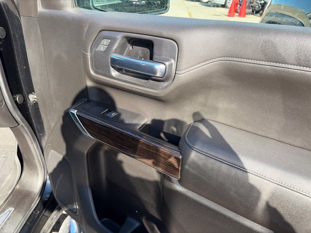 Used 2019 GMC Sierra 1500 SLE w/ Preferred Package AWD/4WD image 16