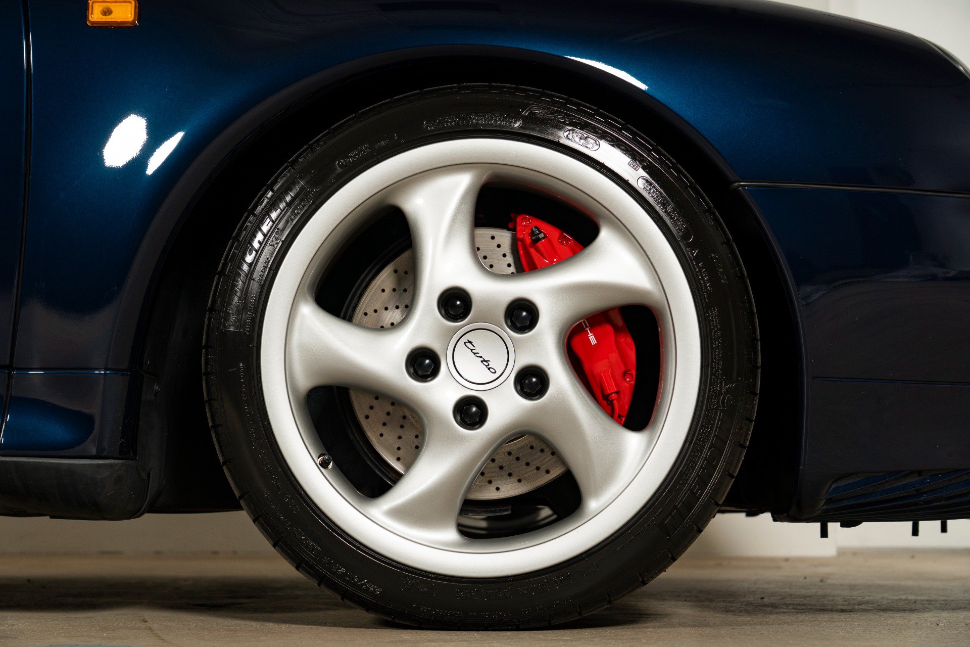 Used 1998 Porsche 911 image 45