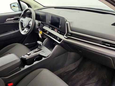 Used 2025 Kia Sportage LX FWD image 23