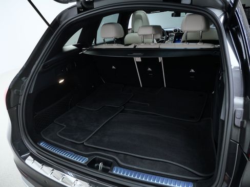 Certified 2026 Mercedes-Benz GLC 300 4MATIC image 7