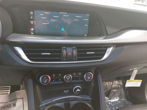 New 2025 Alfa Romeo Stelvio Sprint w/ Convenience Package image 22