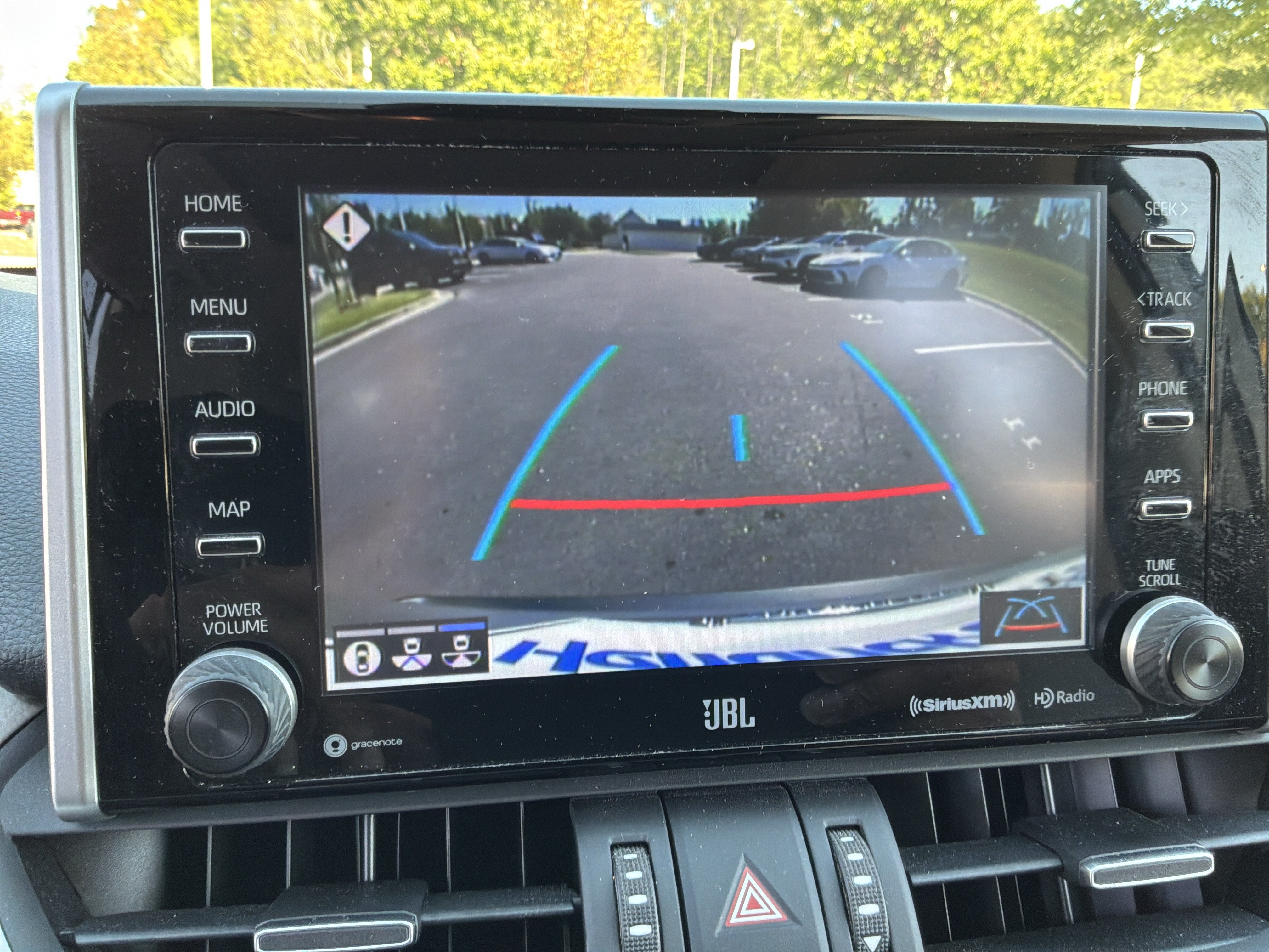 Used 2019 Toyota RAV4 Limited AWD/4WD image 25
