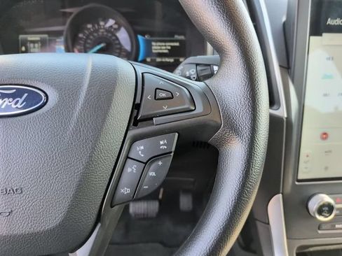 Used 2024 Ford Edge SE AWD/4WD image 25