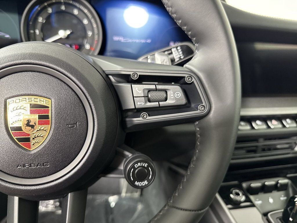 Certified 2024 Porsche 911 Carrera 4 AWD/4WD image 38