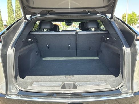 Used 2024 Cadillac Lyriq Tech RWD image 21