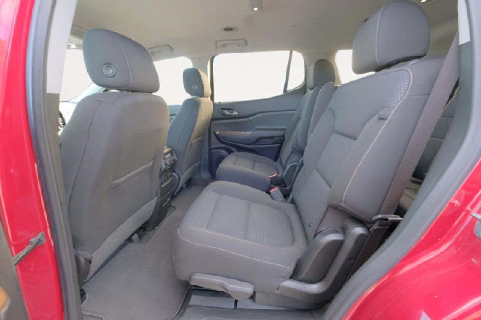 Used 2022 GMC Acadia SLE w/ Driver Convenience Package AWD/4WD image 13