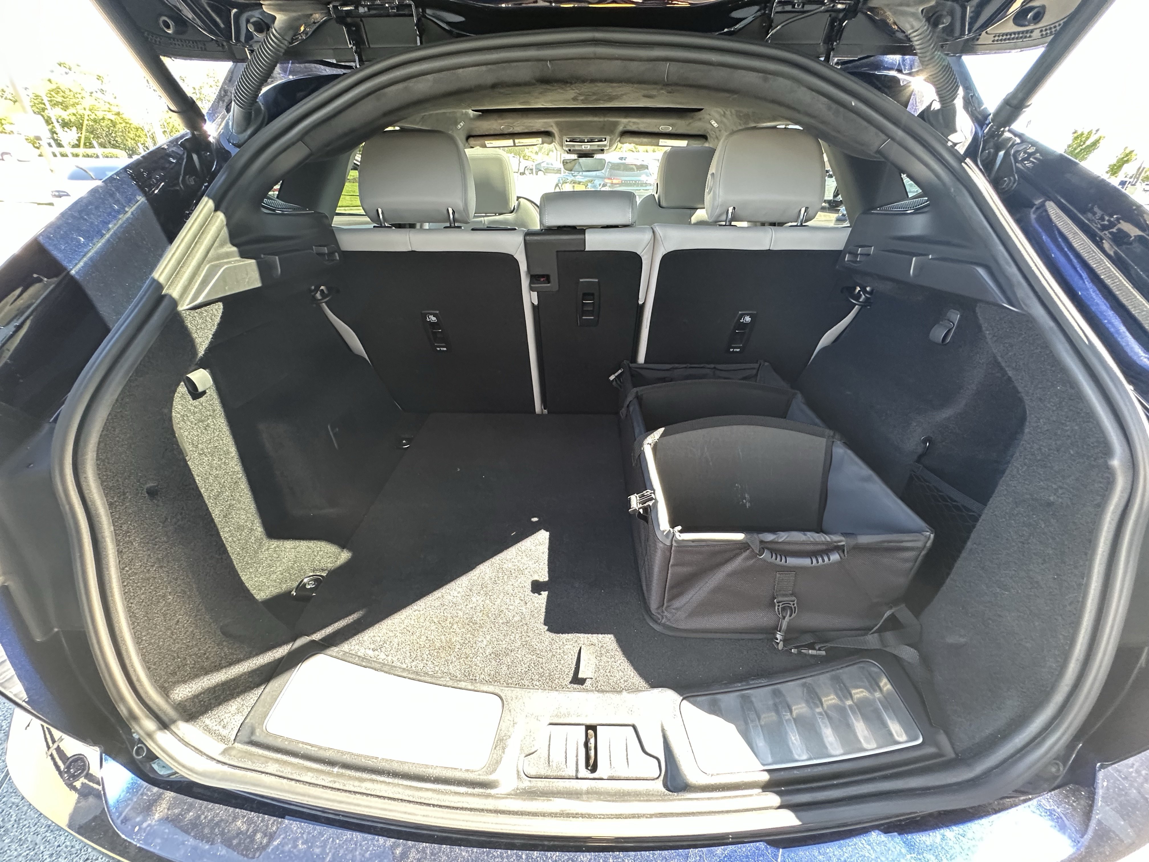 Used 2024 Jaguar E-PACE R-Dynamic SE AWD/4WD image 36