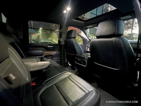 Used 2021 GMC Sierra 2500 Denali w/ Denali Ultimate Package image 23