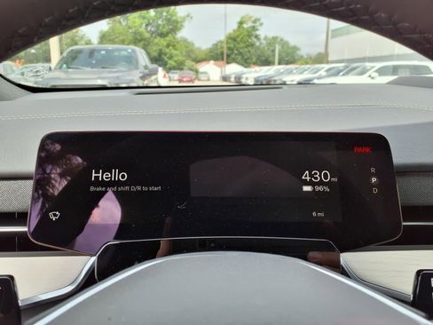 Used 2025 Volvo EX90 Ultra image 17