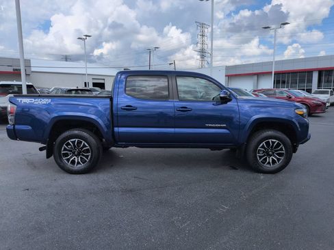 Used 2023 Toyota Tacoma TRD Sport AWD/4WD image 6