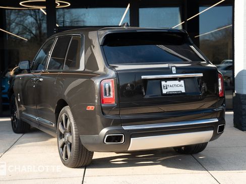 Used 2019 Rolls-Royce Cullinan image 15