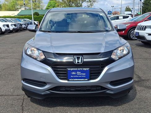 Used 2018 Honda HR-V LX image 2