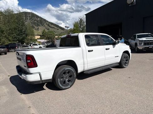 New 2026 RAM 1500 Express AWD/4WD image 11